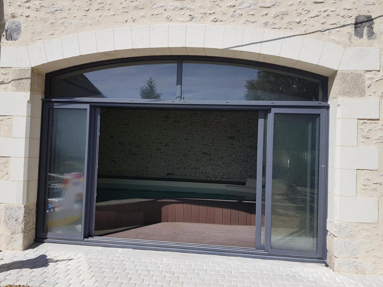 Le Clos De La Briollerie Hotell Tauxigny Eksteriør bilde